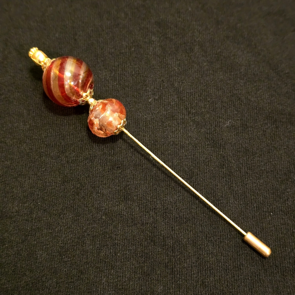 Elegant Antique Victorian Gold and Red Hairpin